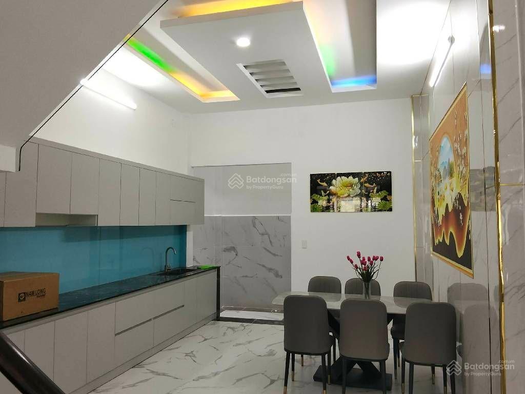 Nhà tô ngọc vân , q12 dt 72.5m23 tầng tặng nội thất hxh tránh chỉ có 6.2 tỷ