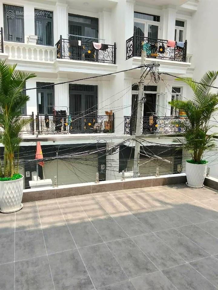 Nhà tô ngọc vân , q12 dt 72.5m23 tầng tặng nội thất hxh tránh chỉ có 6.2 tỷ