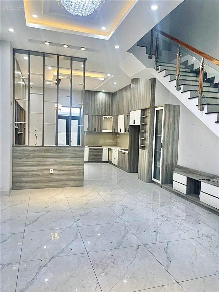 Nhà 4 tầng tô ngọc vân, q12  dt 101m² (5x21m) nở hậu  hẻm 8m  chỉ 7.99 tỷ tl