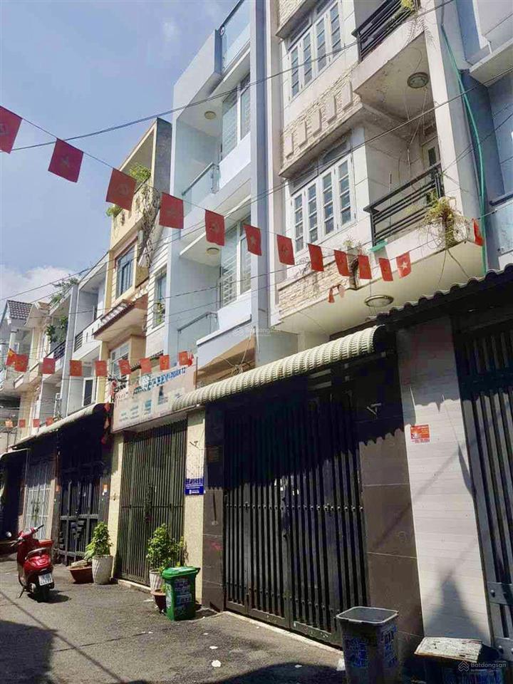 Nhà 3 tầng btct hxh thạnh lộc 17, 64m (4x16m), gần ngã tư ga chỉ 5,98 tỷ tl