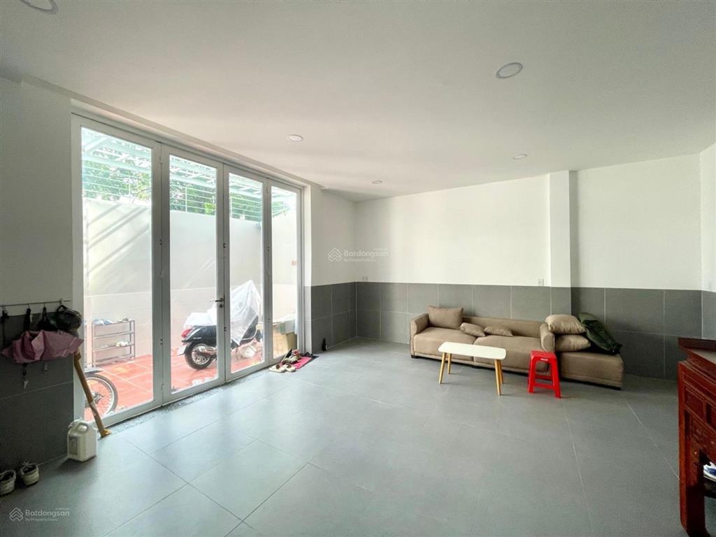 Nhà ngang khủng 6.7x20m  thạnh lộc 29, q12  gần ngã tư ga  hxh  6.65 tỷ tl