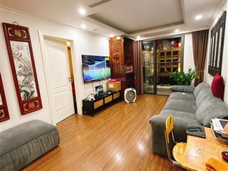 Bán căn hộ 3 phòng ngủ 95m² ban công hướng nam full đồ giá 8ty69 full đồ nội thất e hưng 0971 629 ***