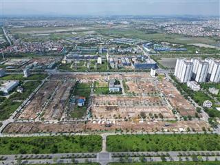 Cần tiền đầu tư bán cắt lỗ biệt thự khu đô thị thanh hà, vị trí đẹp view hồ khu a1.3.