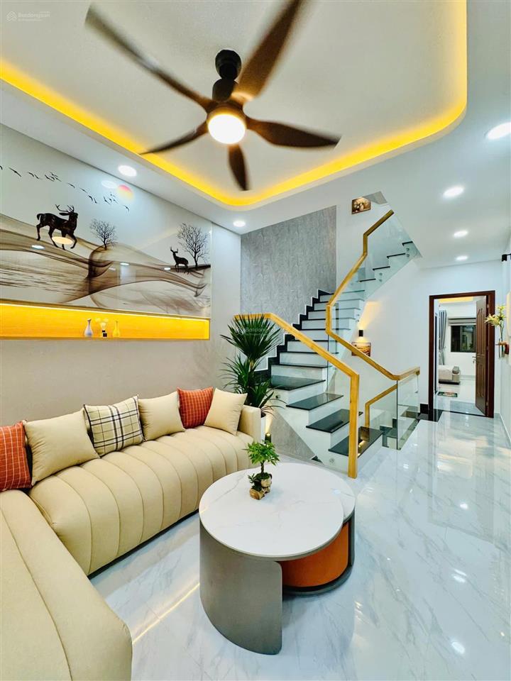 Bán nhà võ oanh 5mx20m 4 tầng giá 18tỷ5 p25 qbt ngay trường đại học vị trí kinh doanh sầm uất