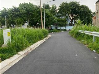 Bán gấp lô đất nền có vị trí tốt lê đức thọ p15 q. gò vấp dt 60m2, sổ hồng riêng