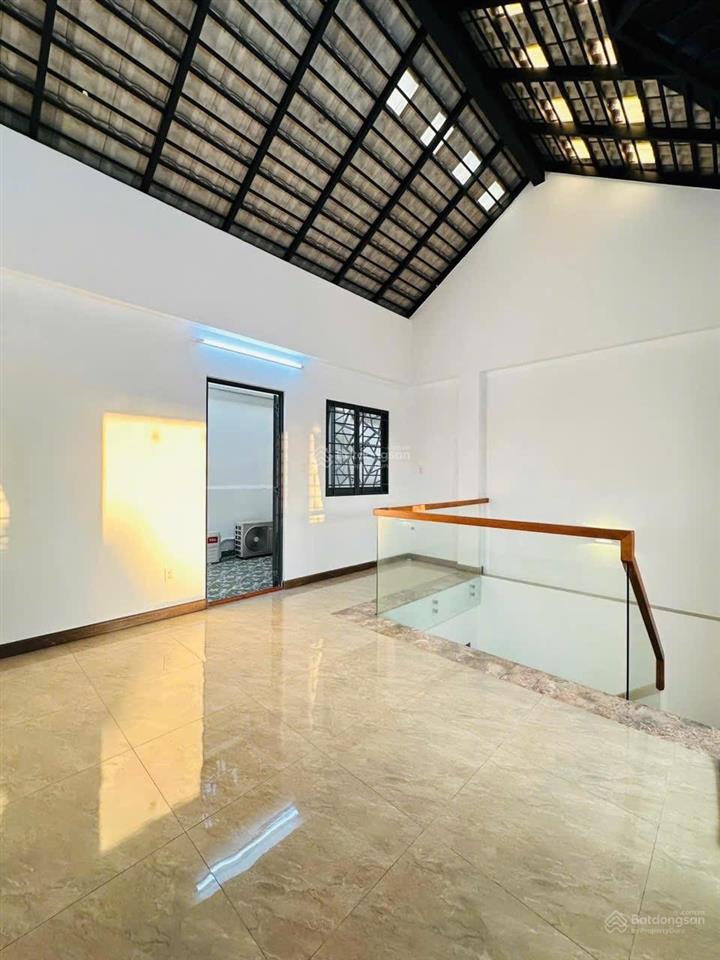 Nhà đẹp ba tháng hai, p. 11, q. 10, dt 55.2m2 đang cho thuê 10tr/tháng