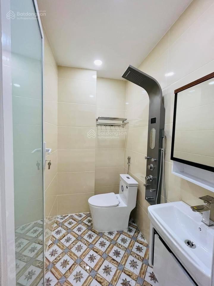 Sở hữu ngay căn nhà thành thái 80m2 giá 5tỷ800tr, p14, q10, sổ riêng chính chủ, ngay cầu vượt 3/2.