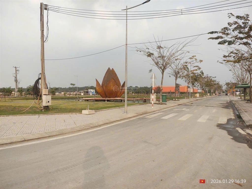 Còn 1 lô, 32tr/m2, ngang 5m, vị trí đẹp, sổ sẵn tại dragon pearl. hỗ trợ vay 70%