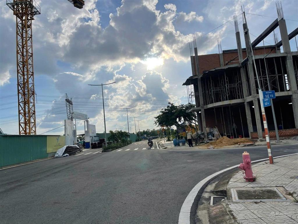 Shophouse ora park 1 trệt 3 lầu, 90  100m², giá 3,63,8 tỷ, có chính sách thuê lại