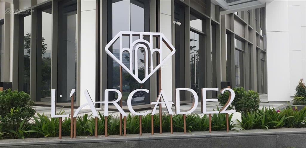 150tr l' arcade  vị trí cực đỉnh để kinh doanh. góc đường raymondience và đường d. giá tốt