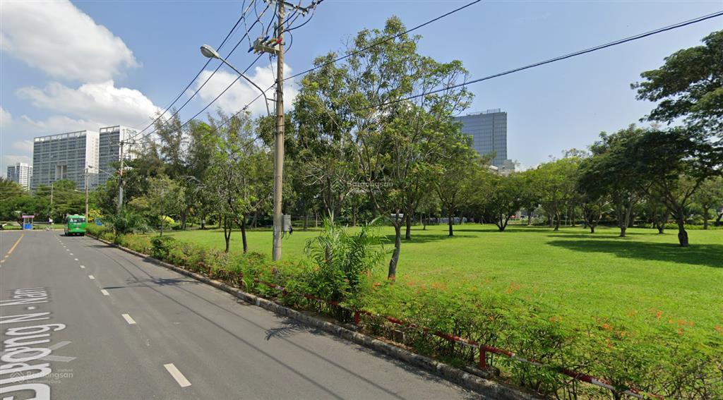 110 tỷ villa vị trí siêu đẹp, ngay cầu ánh trăng  crescent mall  phú mỹ hưng. đất 17 x 18 = 306m2