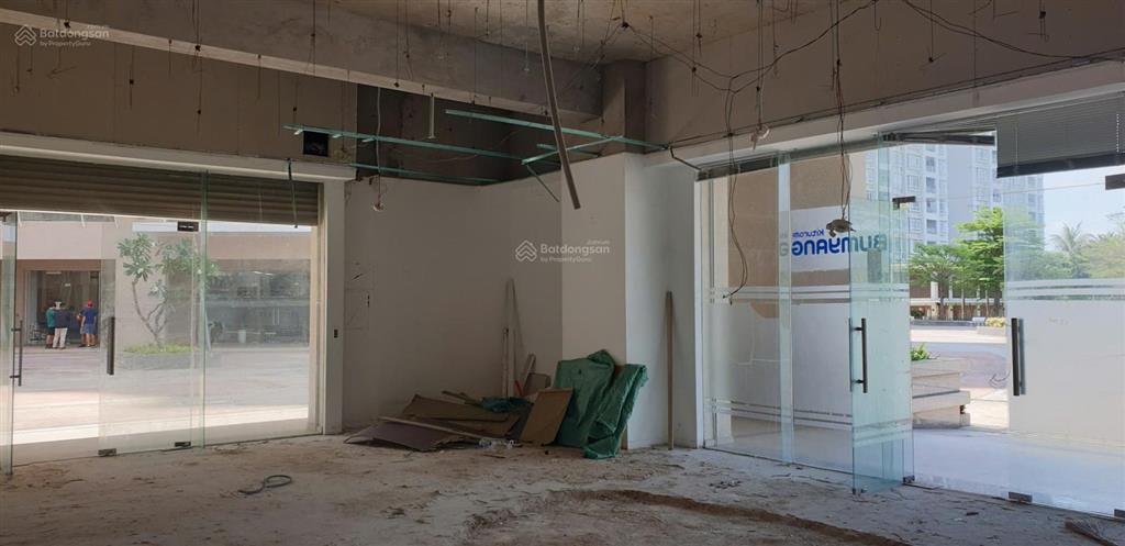 35tr/th shophouse góc 90m2 tầng trệt nội khu riverside phú mỹ hưng, dễ dàng để khách hàng tiếp cận