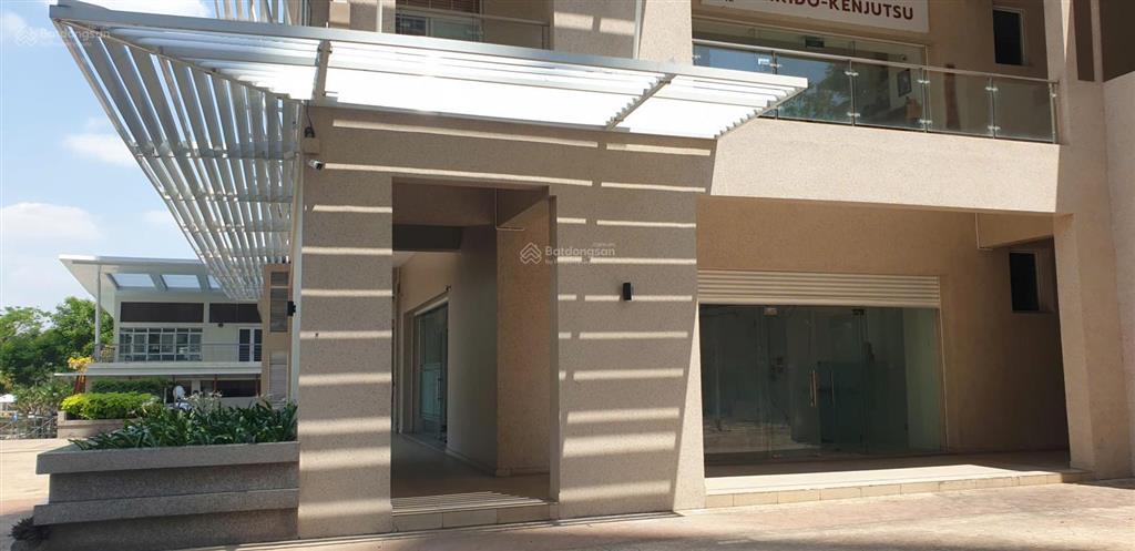 35tr/th shophouse góc 90m2 tầng trệt nội khu riverside phú mỹ hưng, dễ dàng để khách hàng tiếp cận