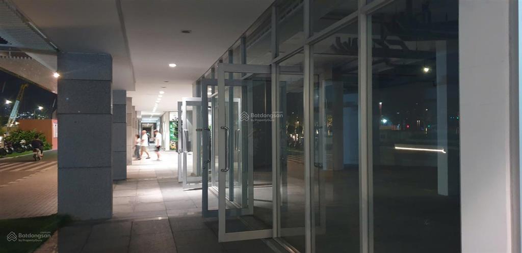 Hiếm shop scenic 2 kề bên văn phòng mới phú mỹ hưng landmark, chỉ trệt 260m2, đơn giá chỉ 127tr/m2