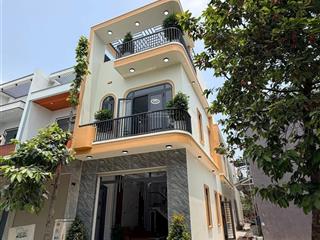 Bán nr 80m2 tại trần quốc toản, hội nghĩa, tân uyên giá tốt 900 triệu full nội thất