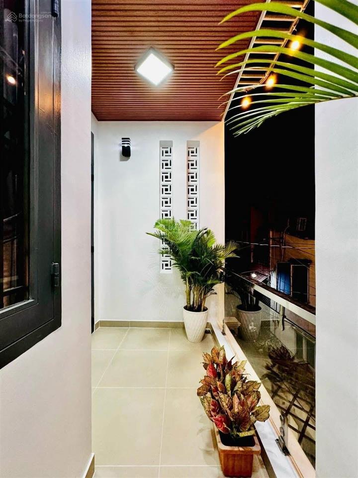 Nhà dĩ an giá rẻ chỉ 810 triệu full nội thất mới xây 100% mới ngay phường dĩ an