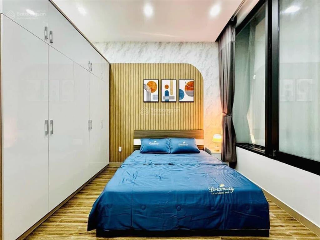 Nhà dĩ an giá rẻ chỉ 810 triệu full nội thất mới xây 100% mới ngay phường dĩ an