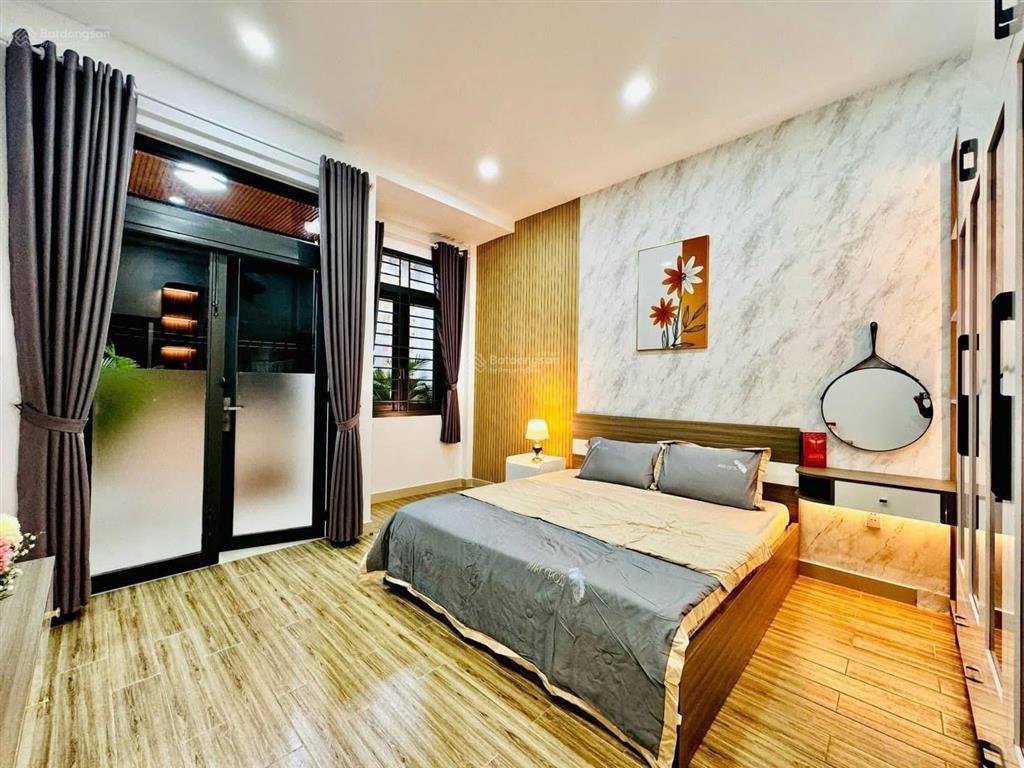 Nhà dĩ an giá rẻ chỉ 810 triệu full nội thất mới xây 100% mới ngay phường dĩ an