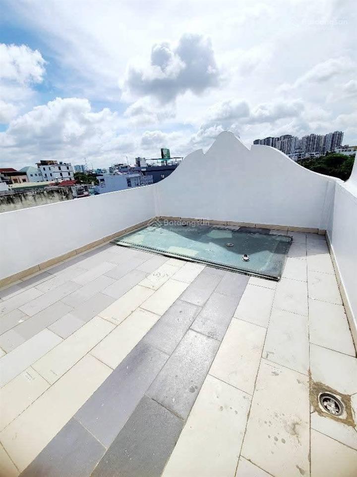 6 tỷ 800 thương lượng, nhà ngon 3 tầng, đường 6 mét thông, diện tích  4 x 19