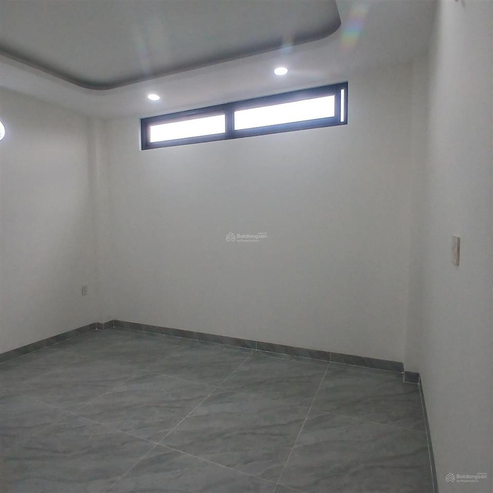 7 tỷ 500 thương lượng, nhà 5 tầng mới, đường 6 mét diện tích  4,1 x 15,04