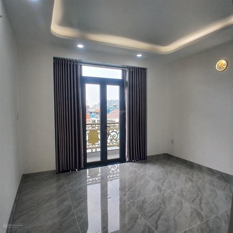 7 tỷ 500 thương lượng, nhà 5 tầng mới, đường 6 mét diện tích  4,1 x 15,04