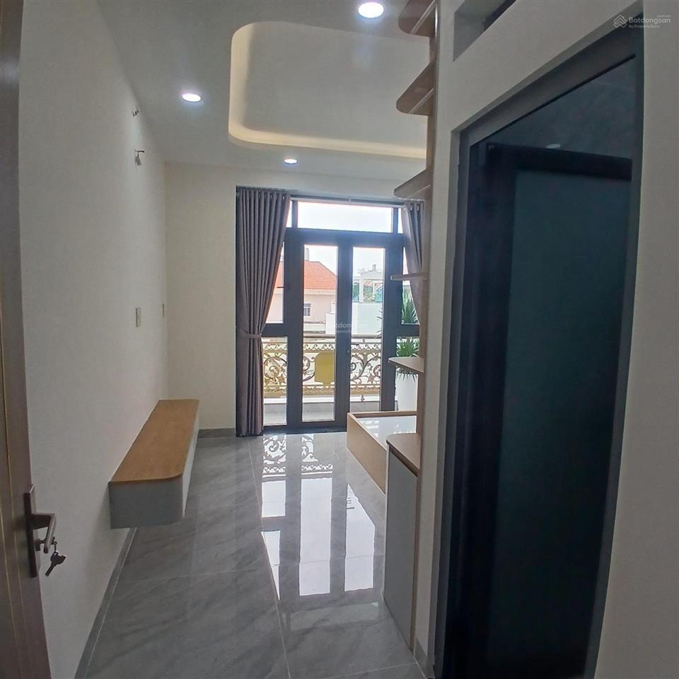 7 tỷ 500 thương lượng, nhà 5 tầng mới, đường 6 mét diện tích  4,1 x 15,04