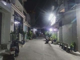 7 tỷ 200 thương lượng, nhà 4 tầng mới, đường 6 mét thông, diện tích  4 x 17