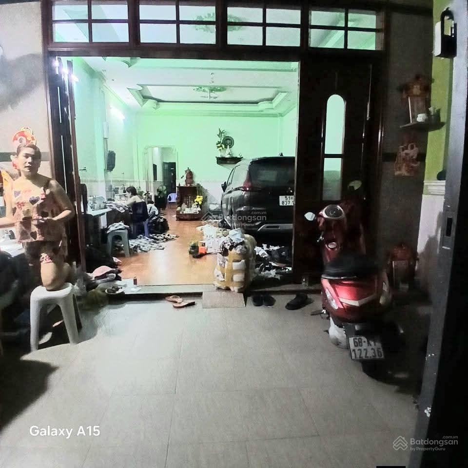 7 tỷ thương lượng, nhà 3 tầng mặt tiền, đường nhựa, diện tích  5 x 20