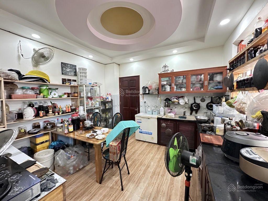 8 tỷ 200 thương lượng, nhà góc 2 mặt tiền, diện tích ngang 10,14mét  dài 15,5 mét