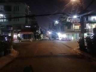 10 tỷ 850 thương lượng, nhà 4 tầng mặt tiền, diện tích  ngan 4 mét, dài 20 mét.