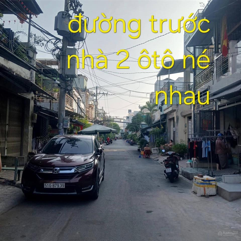8 tỷ 200 thương lượng, nhà 2 tầng mới mặt tiền, diện tích  ngan 4 mét, dài 18,5 mét