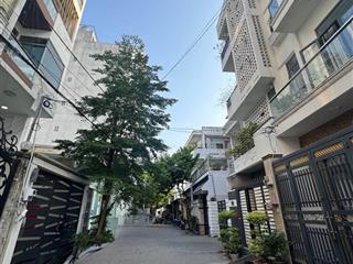 7 tỷ 600 thương lượng, nhà 2 tầng, đường 8 mét diện tích ngang 4 mét, dài 21,5 mét