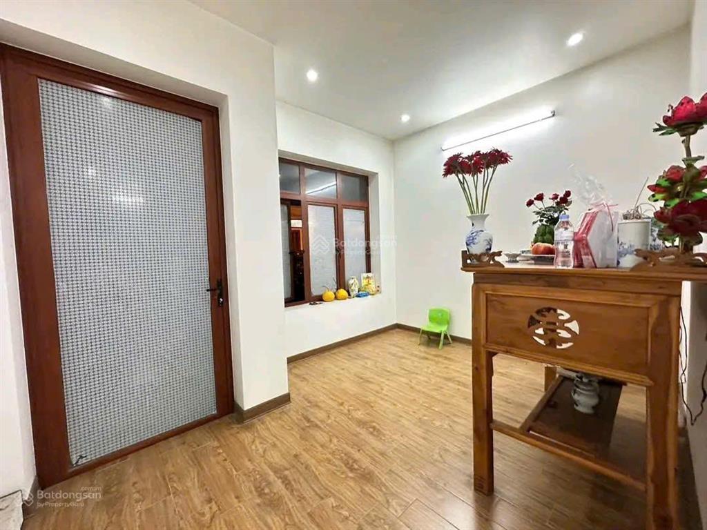 Trên 5 tỷ nhỏ hữu lê hữu hòa cạnh hà đông văn quán  gần đại thanh cầu tó  0975 892 ***