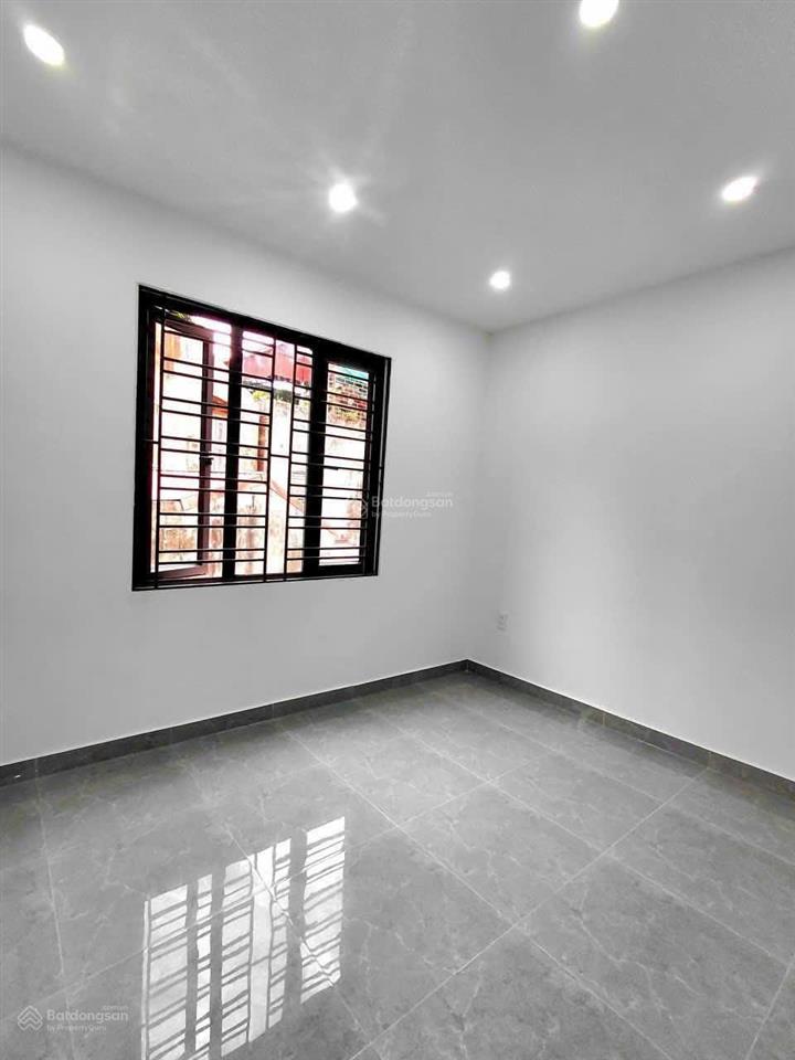 4.2 tỷ ô tô lùi cửa 40m tả thanh oai thanh trì gần cầu tó đại thanh xa la  0975 892 ***