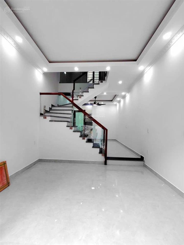 4.2 tỷ ô tô lùi cửa 40m tả thanh oai thanh trì gần cầu tó đại thanh xa la  0975 892 ***