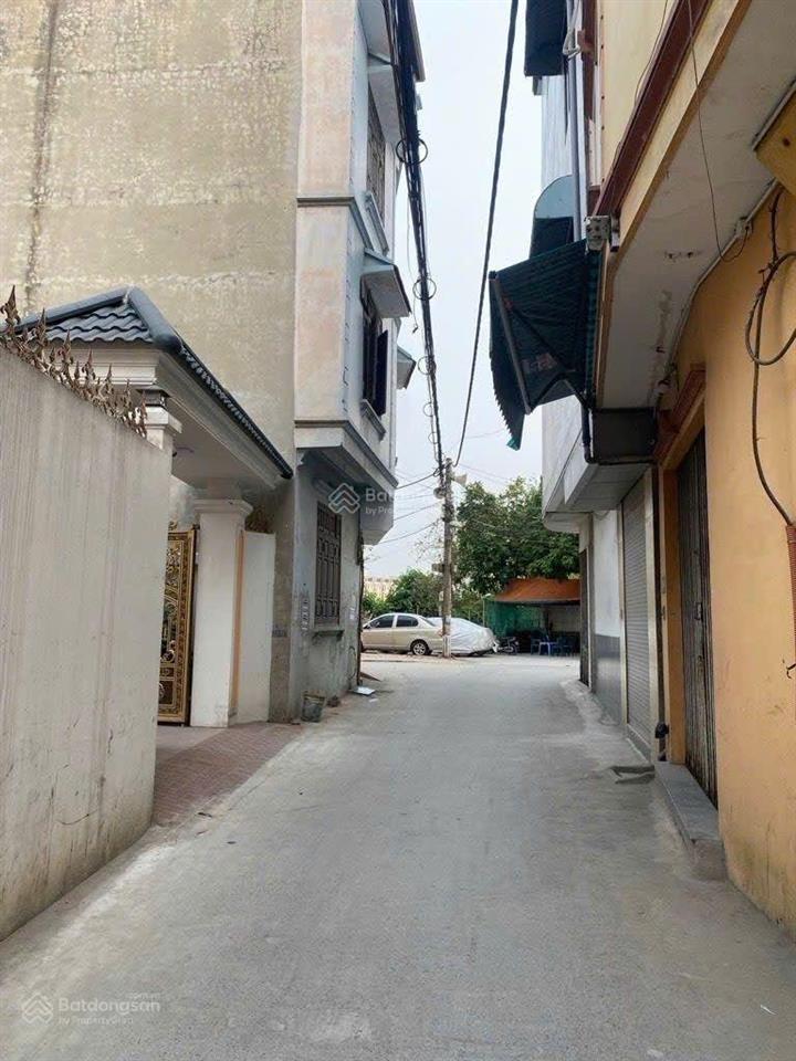 6 tỷ kiến hưng ô tô cạnh nhà
cách 1 nhà ra mặt phố kinh doanh đông đúc
cạnh tô hiệu chợ hà đông