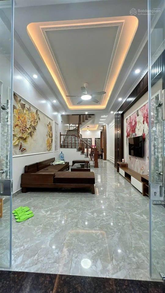 8 tỷ ô tô đỗ cửa kiến hưng 45m² dân xây kinh doanh tốt cạnh hà cầu tiện ích ngập tràn