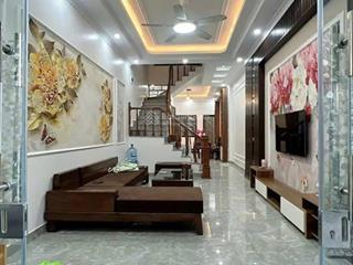 8 tỷ ô tô đỗ cửa kiến hưng 45m² dân xây kinh doanh tốt cạnh hà cầu tiện ích ngập tràn