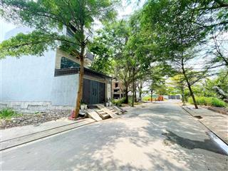 Bán đất 2 mặt tiền đường 10m và đường 7m, lê văn lương, 121m2, giá chỉ 4.7 tỷ