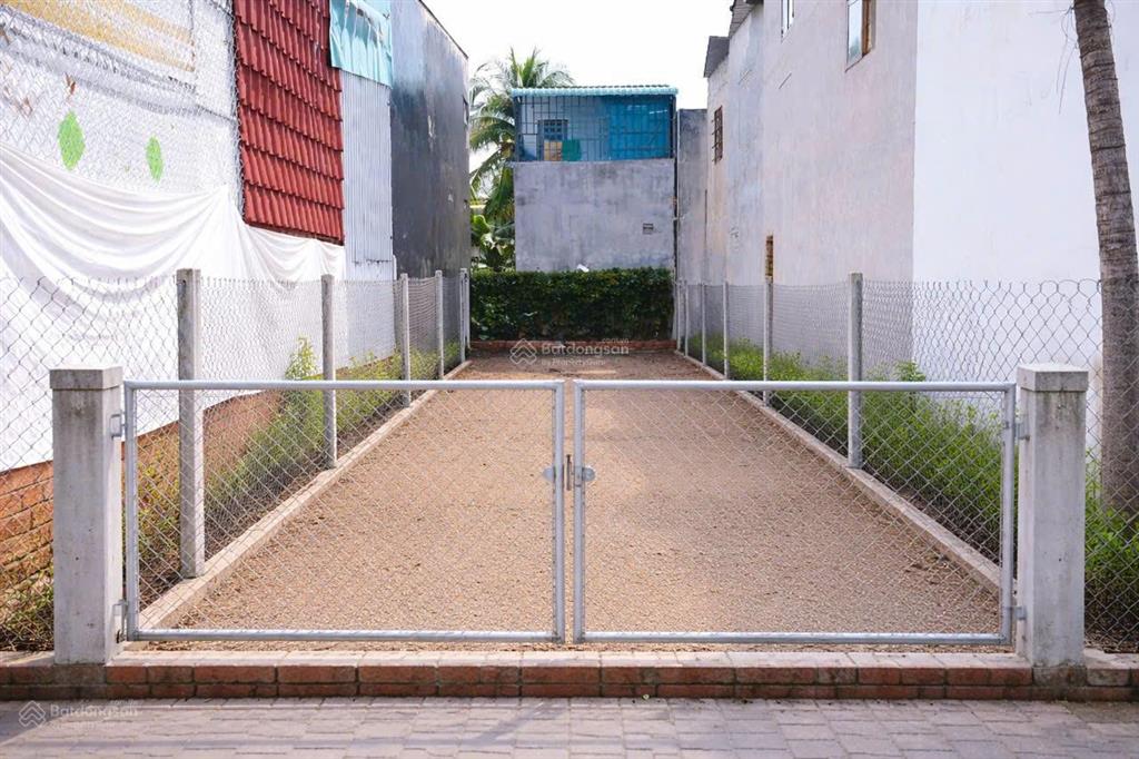 Gia đình cần bán đất 91m2, sổ riêng, đường xe hơi, lê văn lương, giá 2.85 tỷ