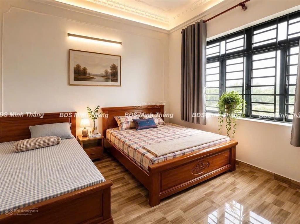 Chính chủ bán nhà 3 tầng, 130m2, lê văn lương, hẻm xe hơi thông, chỉ 6 tỷ
