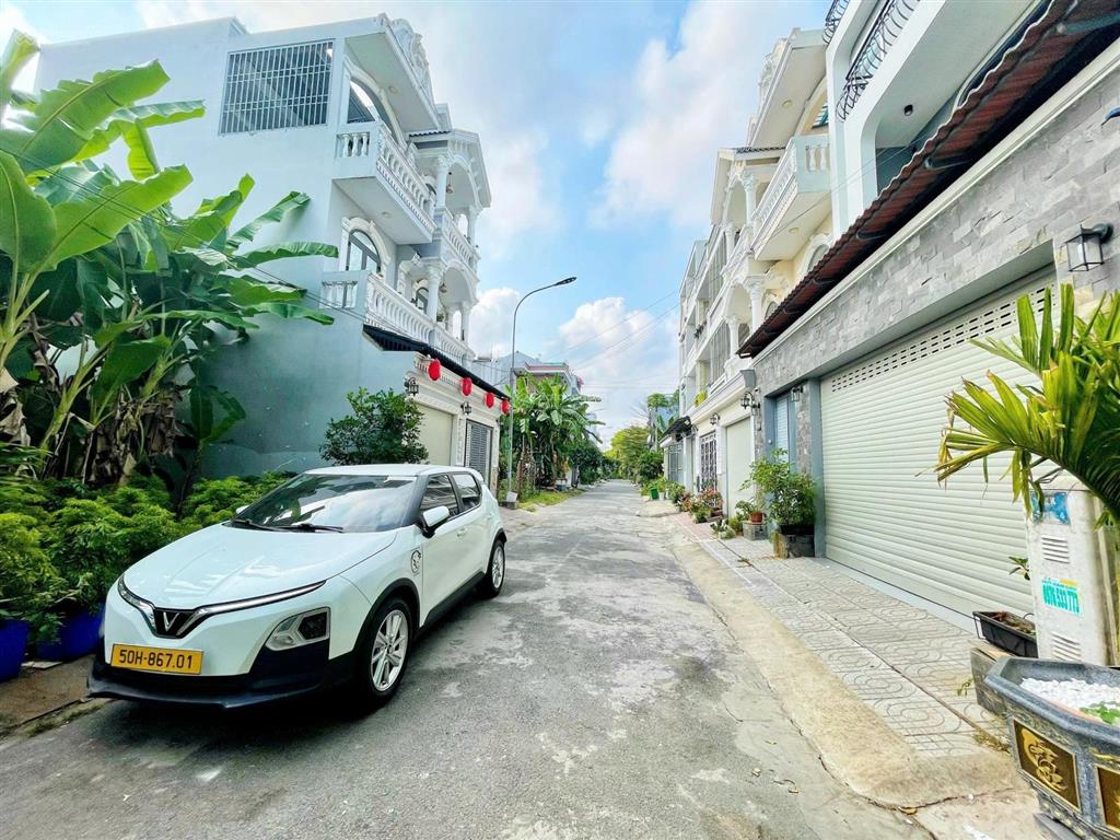 Bán đất ngang bề thế 7.3m, đường nguyễn bình, 80m2, sổ riêng, giá 3.7 tỷ