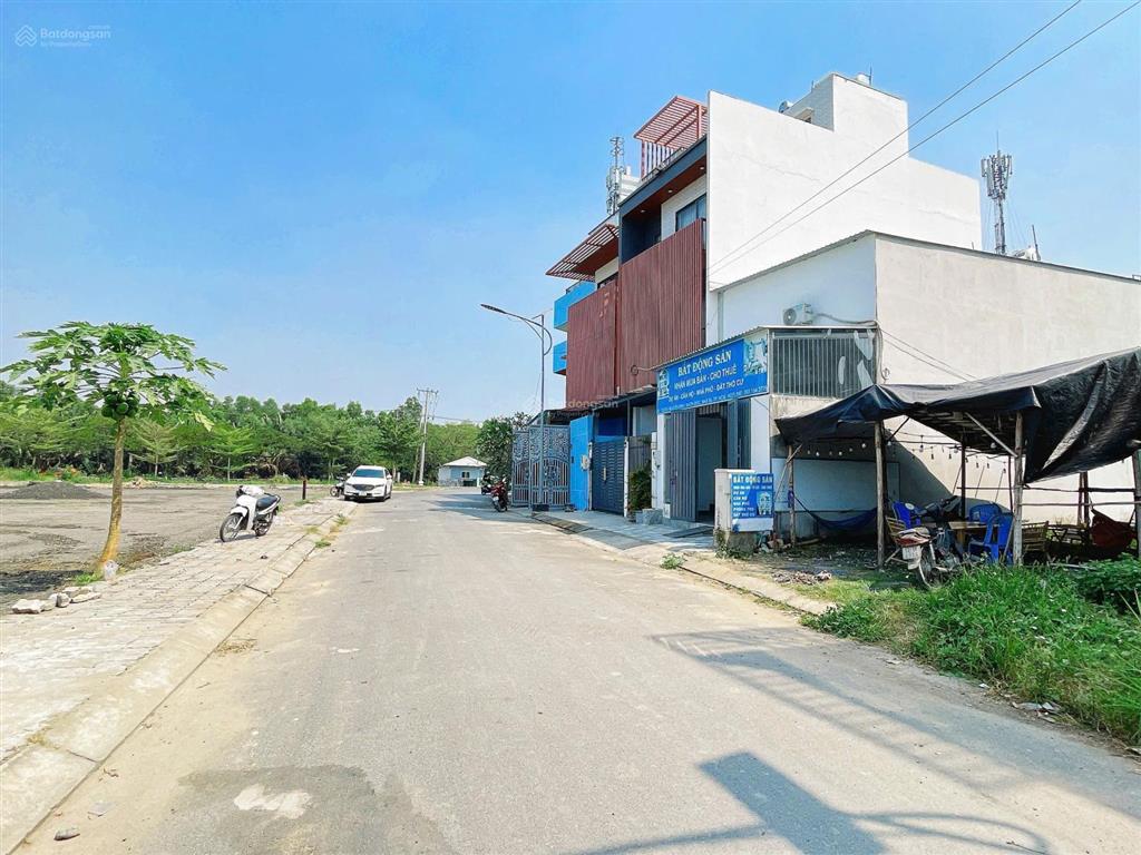 Bán đất sổ riêng, đối diện gs metro city, 82m2, ngay khu dân cư, 4.2 tỷ