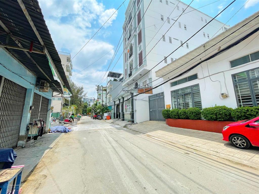 Bán đất ngang 7m, 169m2, đường xe hơi, lê văn lương, giá chỉ 27 triệu/m2