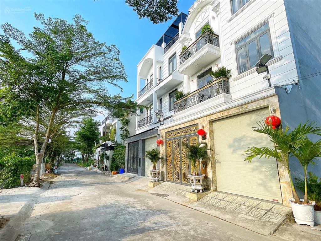 Gia đình bán đất khu nguyễn bình, 82m2, sổ riêng, hẻm xe hơi, giá bán 3.6 tỷ