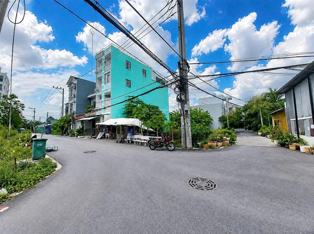 Ngộp quá bán đất thổ cư 172m2, lê văn lương, ngang bề thế 9m, giá 3.5 tỷ