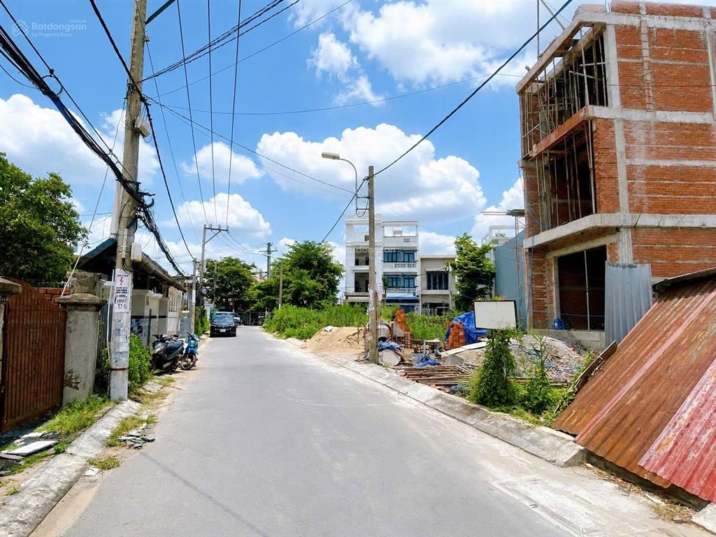 Gia đình cần bán đất 100m2, đường 8m, lê văn lương, xây tự do, 3,85 tỷ