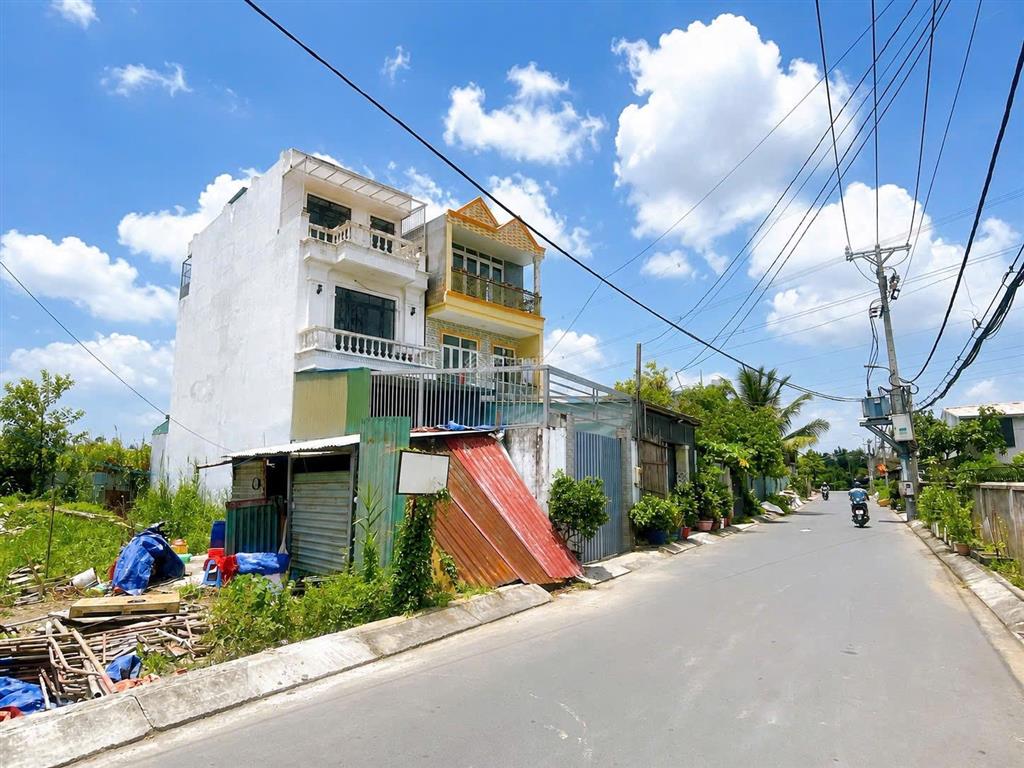 Gia đình cần bán đất 100m2, đường 8m, lê văn lương, xây tự do, 3,85 tỷ