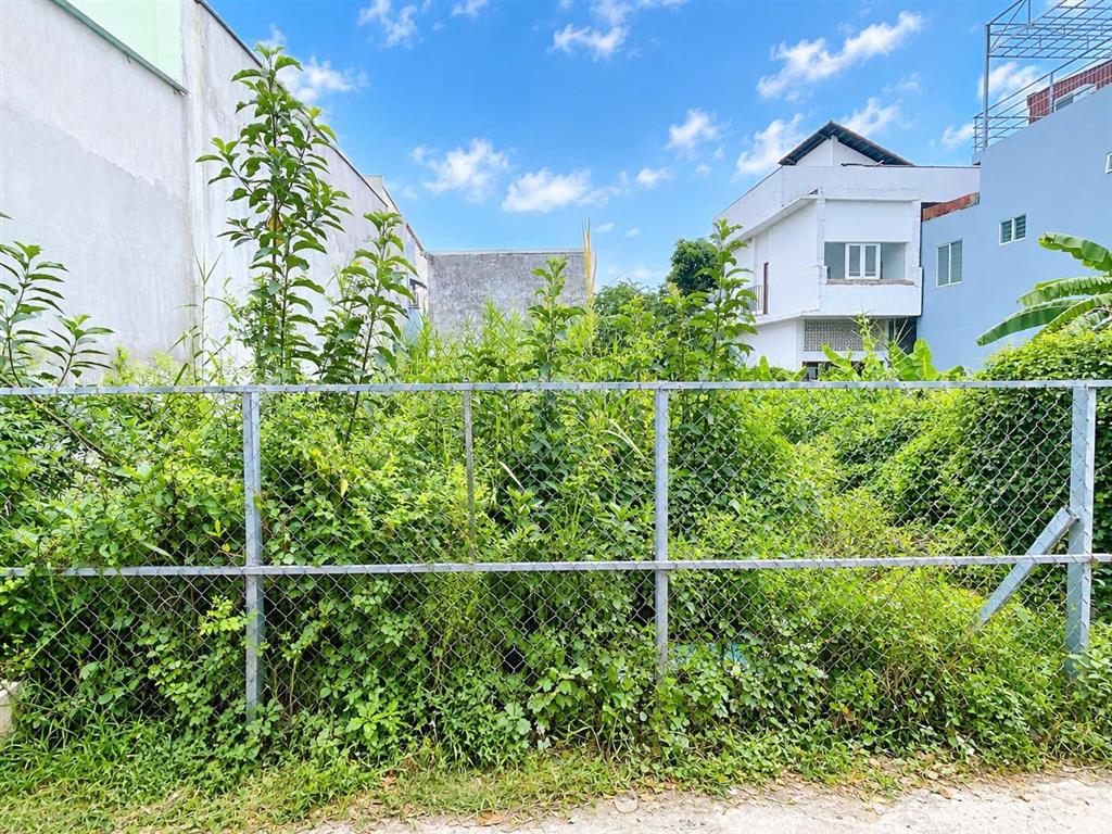 Chủ bán đất 123m2, gần ngã tư nguyễn bình và lê văn lương, sổ riêng, 3.3 tỷ