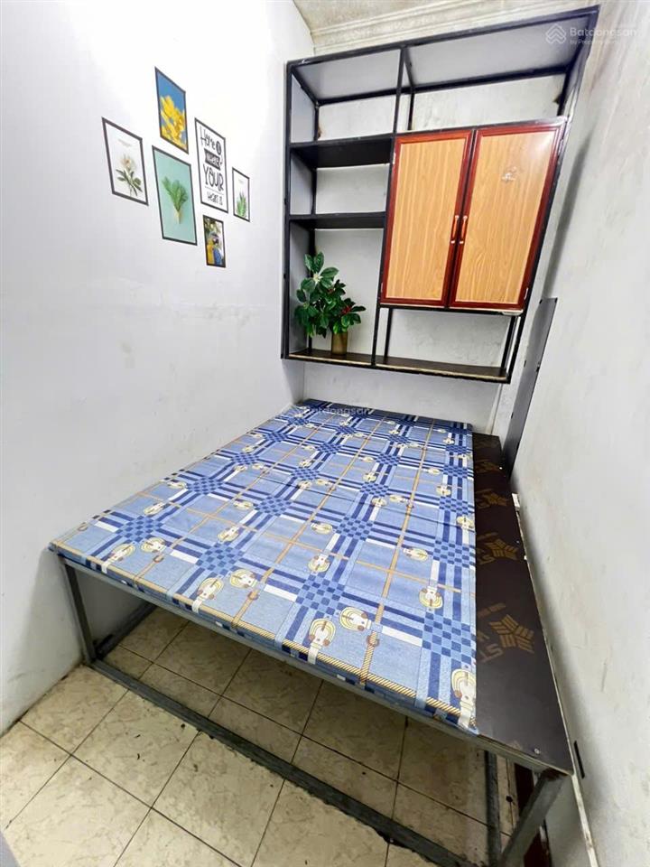 Cho thuê phòng đơn ở 1 người ngõ 3 phạm tuấn tài điều hòa, nóng lạnh, máy giặt, giá 1,3 triệu/người